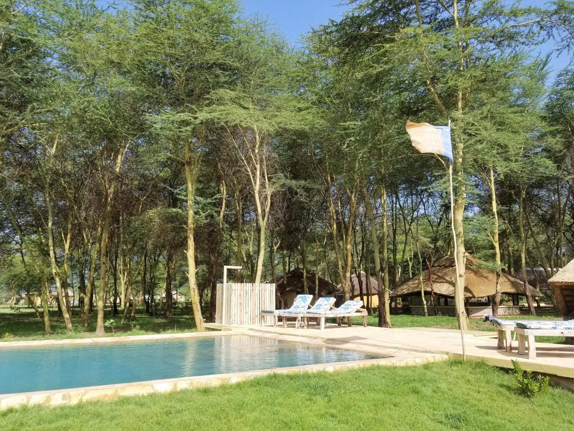 Africa Safari Camping Мто-ва-Мбу Экстерьер фото